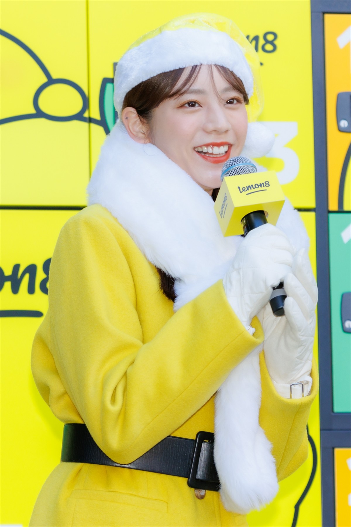 貴島明日香、イエローサンタ姿を披露　“結婚”を経て恋愛観に変化も