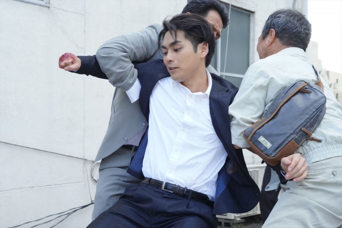 『ガンニバル』“後藤恵介”笠松将の新カット到着「今まで演じてきた中でも特に難しかった」