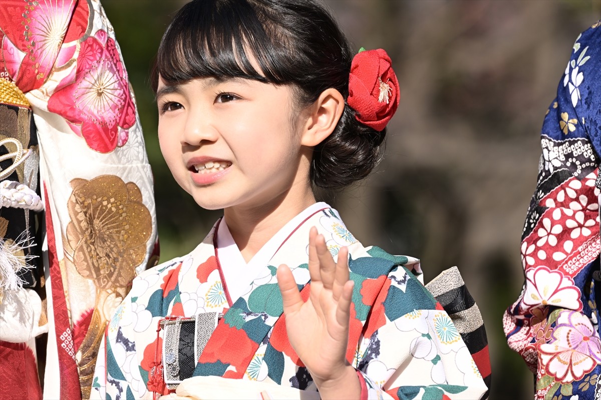 『舞いあがれ！』浅田芭路、晴れ着姿で挨拶「普段は無邪気です」　福原遥への憧れも語る