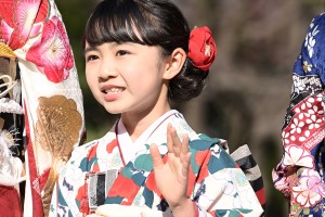 浅田芭路、「スペースクラフト・エージェンシー2023年新春晴れ着撮影会」に登場