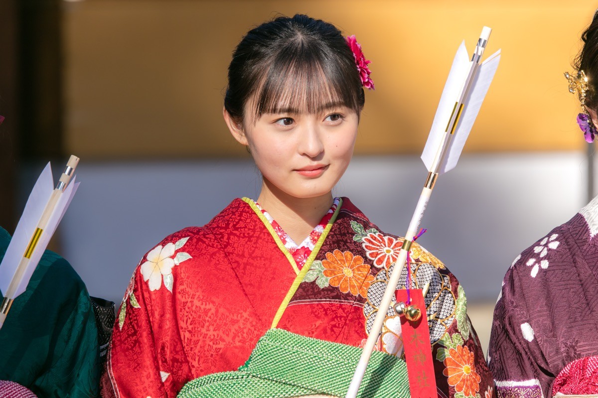乃木坂46・久保史緒里ら“新・花の2001年組”が新成人　振袖姿お披露目