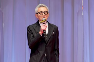 松重豊、映画『コンフィデンスマンJP　英雄編』ワールドプレミアに登場