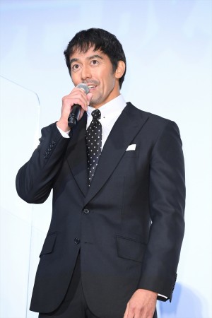 阿部寛、映画『とんび』完成披露舞台あいさつに登場