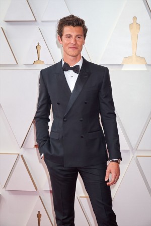 ショーン・メンデス、第94回アカデミー賞レッドカーペットにて