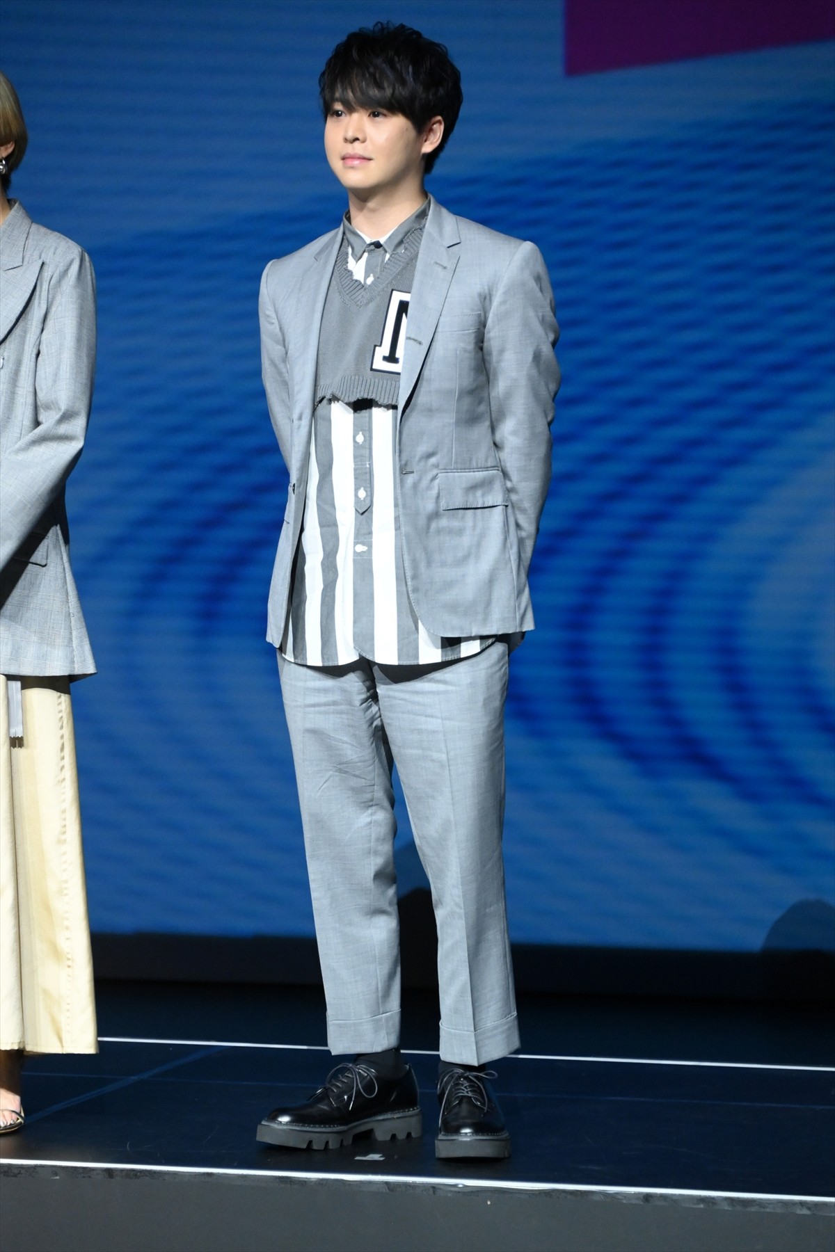 高橋一生、役作りで筋肉モリモリ→新調したスーツ作り直し　柴咲コウ「身長も伸びた？」