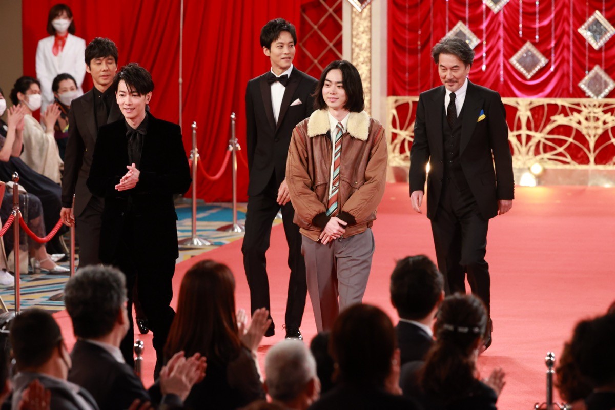 ＜第45回日本アカデミー賞＞豪華俳優・女優陣、レッドカーペットに華やかな装い