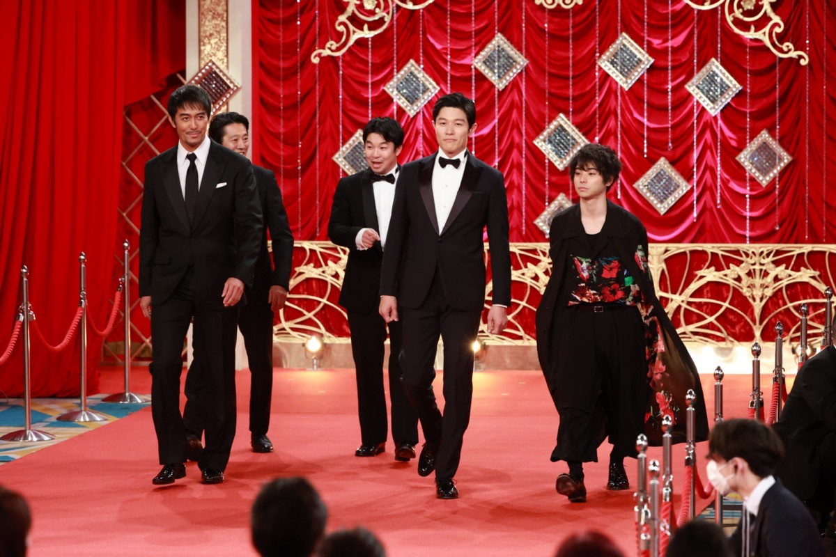 ＜第45回日本アカデミー賞＞豪華俳優・女優陣、レッドカーペットに華やかな装い