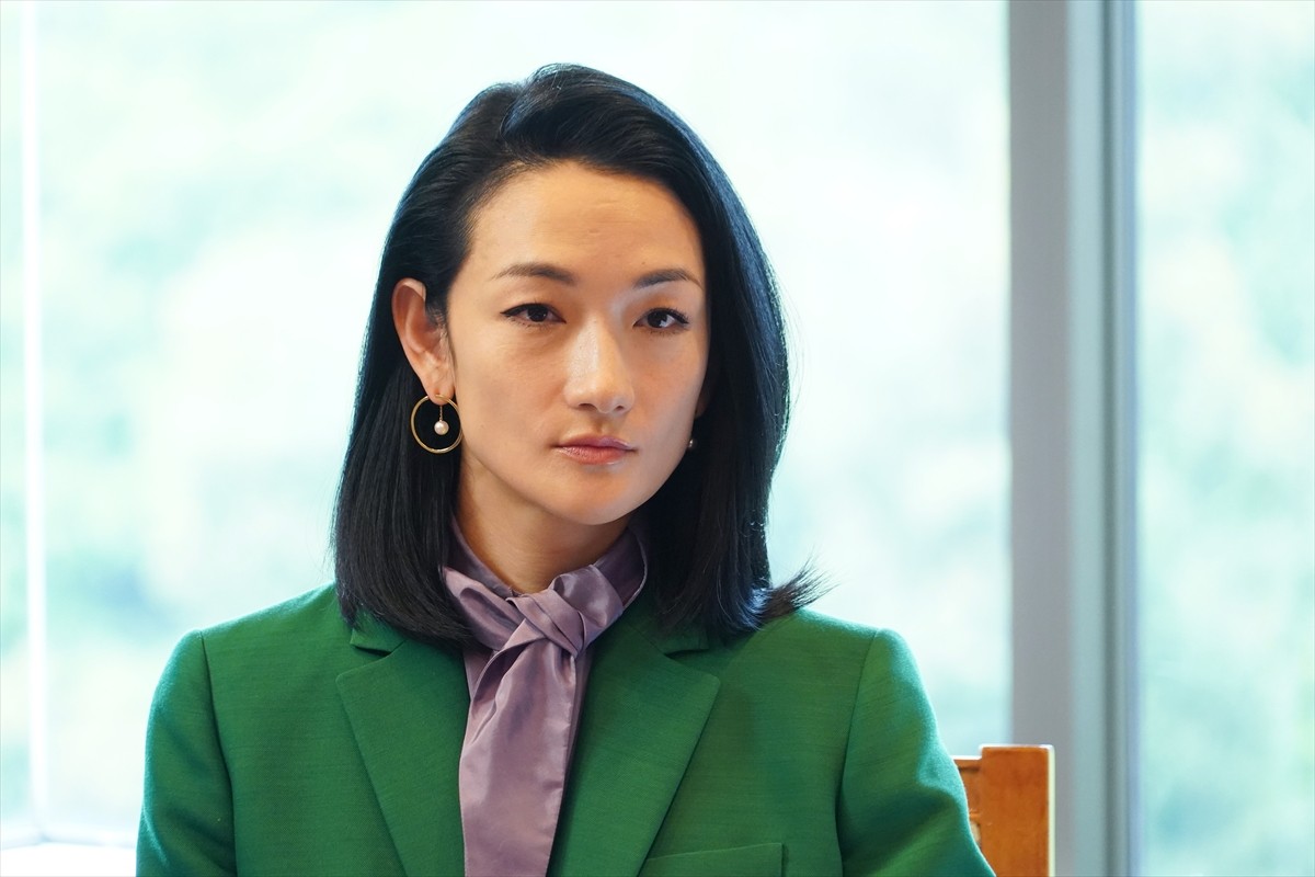 ドラマ『悪女(わる)~働くのがカッコ悪いなんて誰が言った?~』第4話にゲスト出演する冨永愛