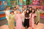 『トークィーンズ　初回拡大SP』より（前列左から）若槻千夏、いとうあさこ、指原莉乃、ファーストサマーウイカ（後列左から）アンミカ、生見愛瑠、藤田ニコル、3時のヒロイン福田麻貴＆かなで