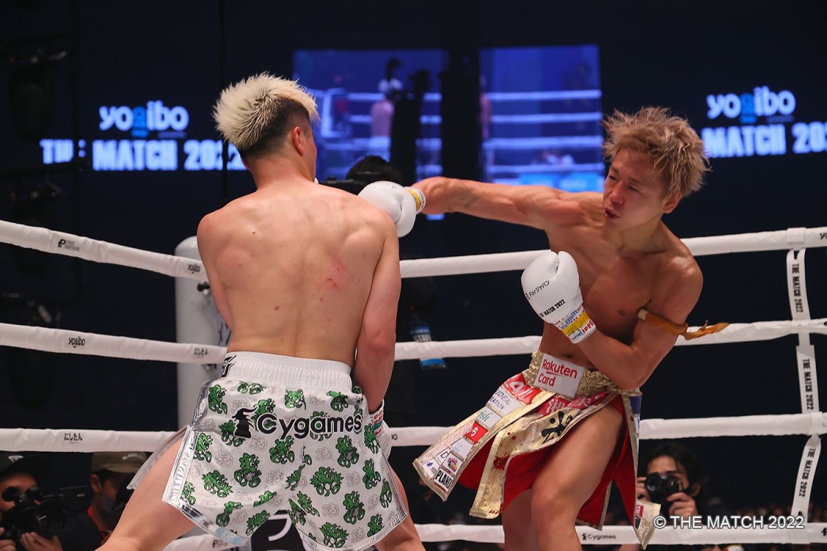 『THE MATCH』対戦表明から6年7ヵ月　那須川天心が判定で武尊に勝利