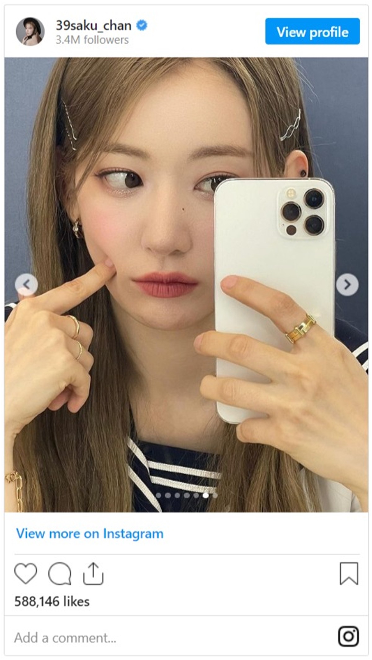 宮脇咲良、かわいすぎるセーラールックに反響「ウエスト細すぎっっ！」