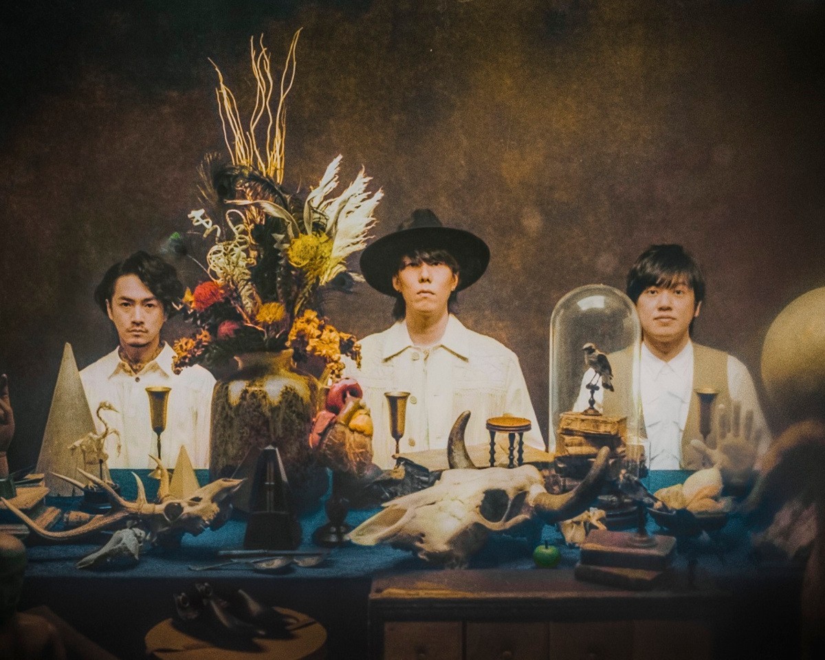 『石子と羽男―そんなコトで訴えます?―』の主題歌を担当するRADWIMPS