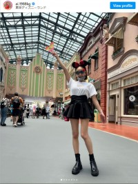 長女の10歳の誕生日に東京ディズニーランドを訪れた加護亜依　※「加護亜依」インスタグラム