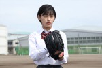高校野球ショートドラマ『ふたりの背番号4』主演・池田朱那