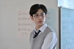 ドラマ『高良くんと天城くん』に出演する鈴木康介