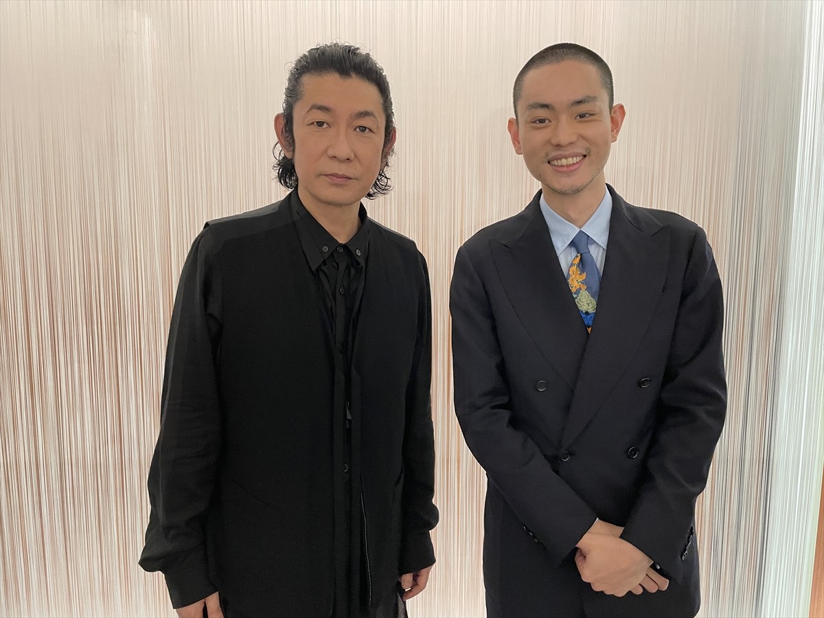 映画『百花』×雑誌「CUT」特別企画でコラボした(左から)永瀬正敏、菅田将暉