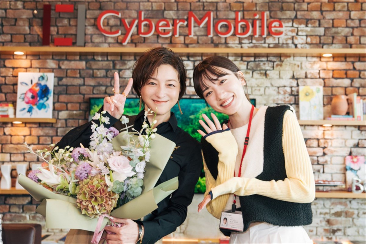 『ユニコーンに乗って』永野芽郁の目に涙　西島秀俊らとのクランクアップ写真公開