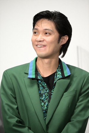 磯村勇斗、映画『さかなのこ』公開記念舞台あいさつに登場