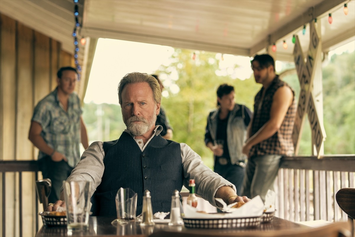 クロエ・グレース・モレッツ主演　Sci‐Fiスリラー『ペリフェラル～接続（コネクト）された未来～』ティザー予告解禁