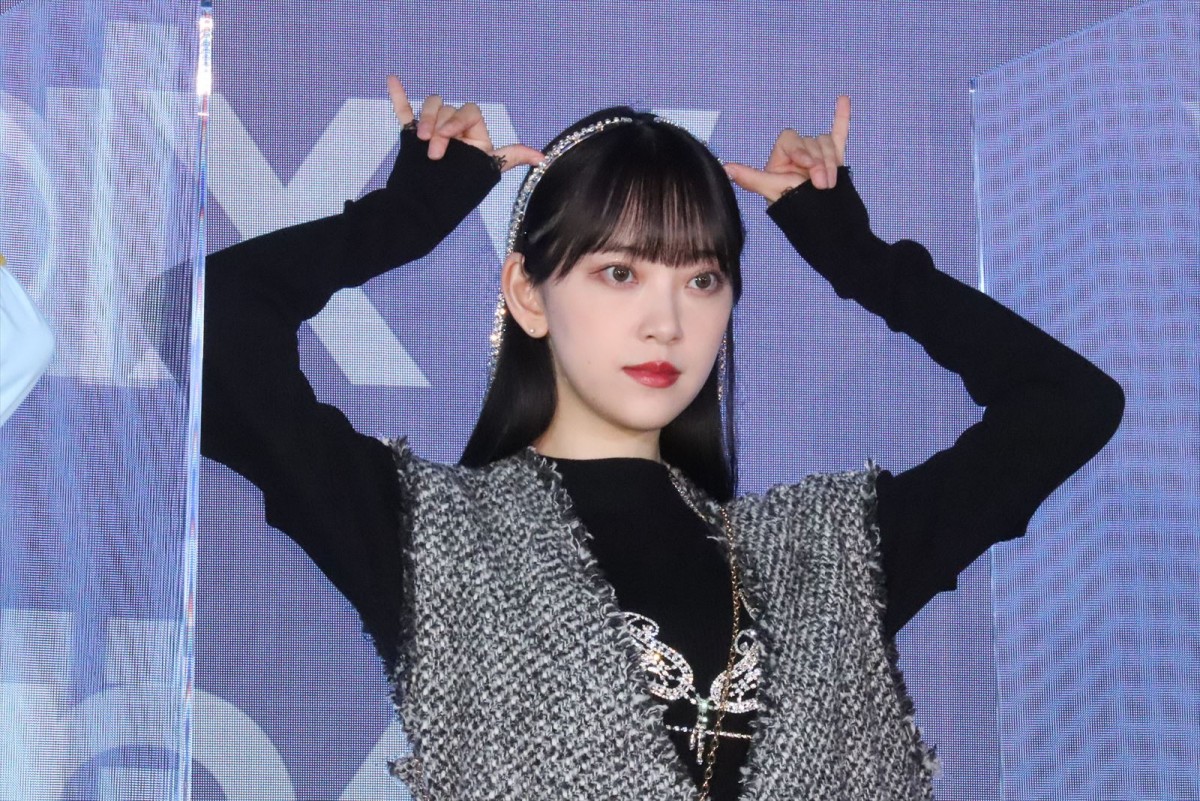 堀未央奈、スマホコーデでランウェイ！　理想の男性のコーディネートも明かす