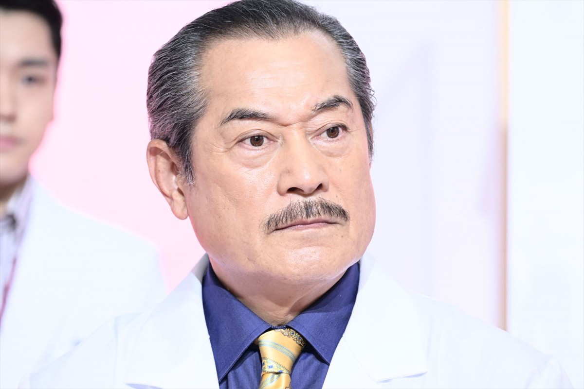 中井貴一、岡田将生と身分を隠して占い体験、“相性バッチリ”判定ゲット