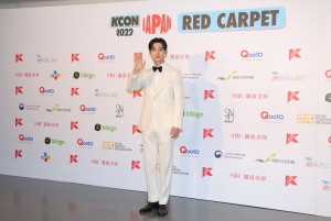 「KCON 2022 JAPAN」レッドカーペットに出席したファン・ミニョン