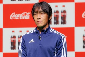 中村俊輔、「コカ・コーラ」FIFA ワールドカップ 開催国ボトル発売記念イベントに登場