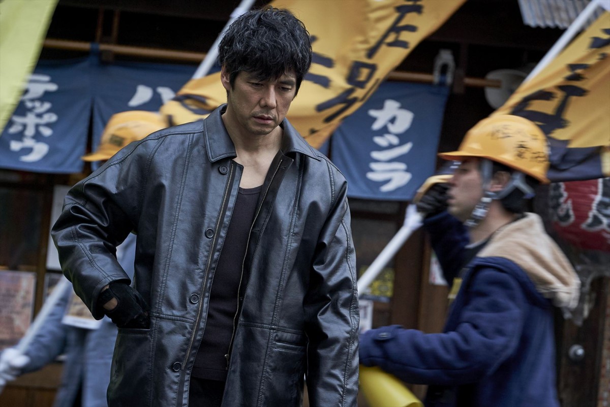 “非・特撮ヒーロー俳優”中村倫也が今、仮面ライダー作品に出演した必然