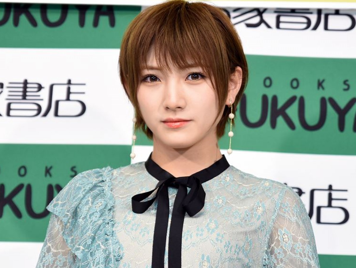 AKB48からの卒業を発表した岡田奈々