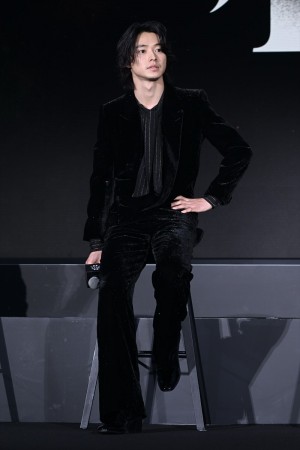 山崎賢人、Netflixシリーズ『今際の国のアリス』シーズン2配信記念イベントに登場