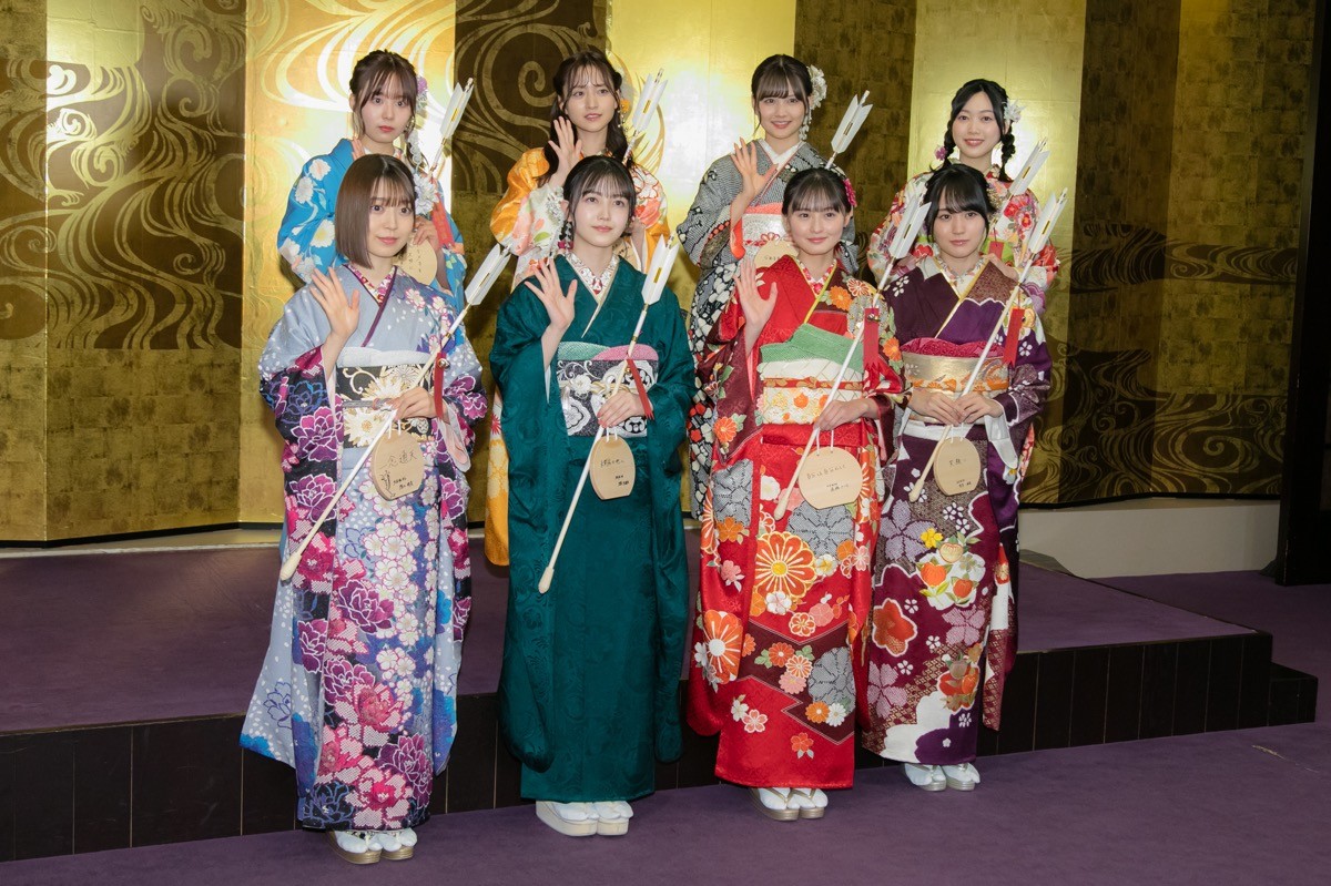 乃木坂46・久保史緒里ら“新・花の2001年組”が新成人　振袖姿お披露目