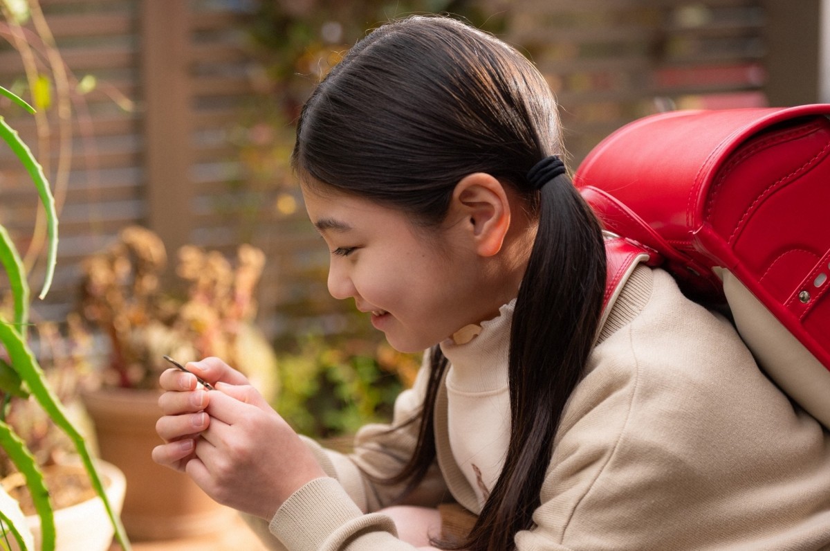 『妻、小学生になる。』10歳の子役・毎田暖乃に驚きの声「演技力すごい」「この子の中に石田ゆり子がいる」