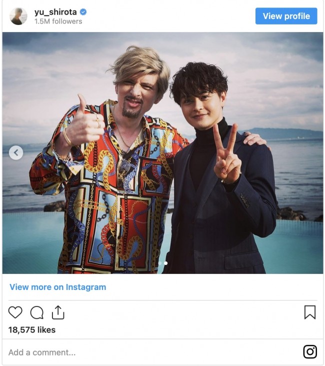 城田優 柄シャツ ヒゲ姿で瀬戸康史と2ショット ワイルド かっこいい と反響 22年1月15日 写真 エンタメ ニュース クランクイン