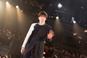 城田優、映画『コンフィデンスマンJP　英雄編』ワールドプレミアに登場