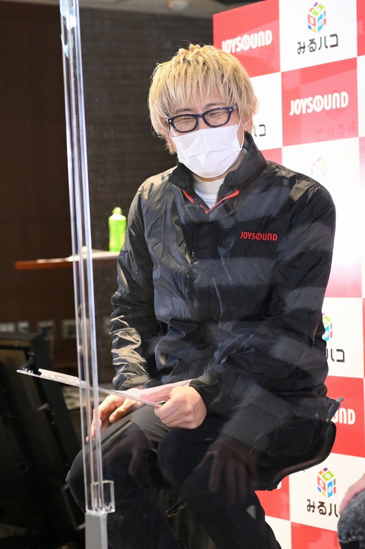 金爆・鬼龍院翔が「心のリフレッシュになった」　一人カラオケでストレス発散を報告