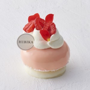 「HIBIKA」春のケーキを発売！