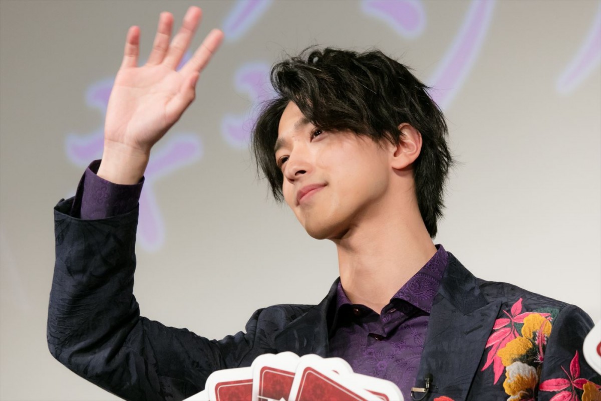 横浜流星、サプライズイベントで見事な対応力　佐野勇斗「感動しちゃったよ」