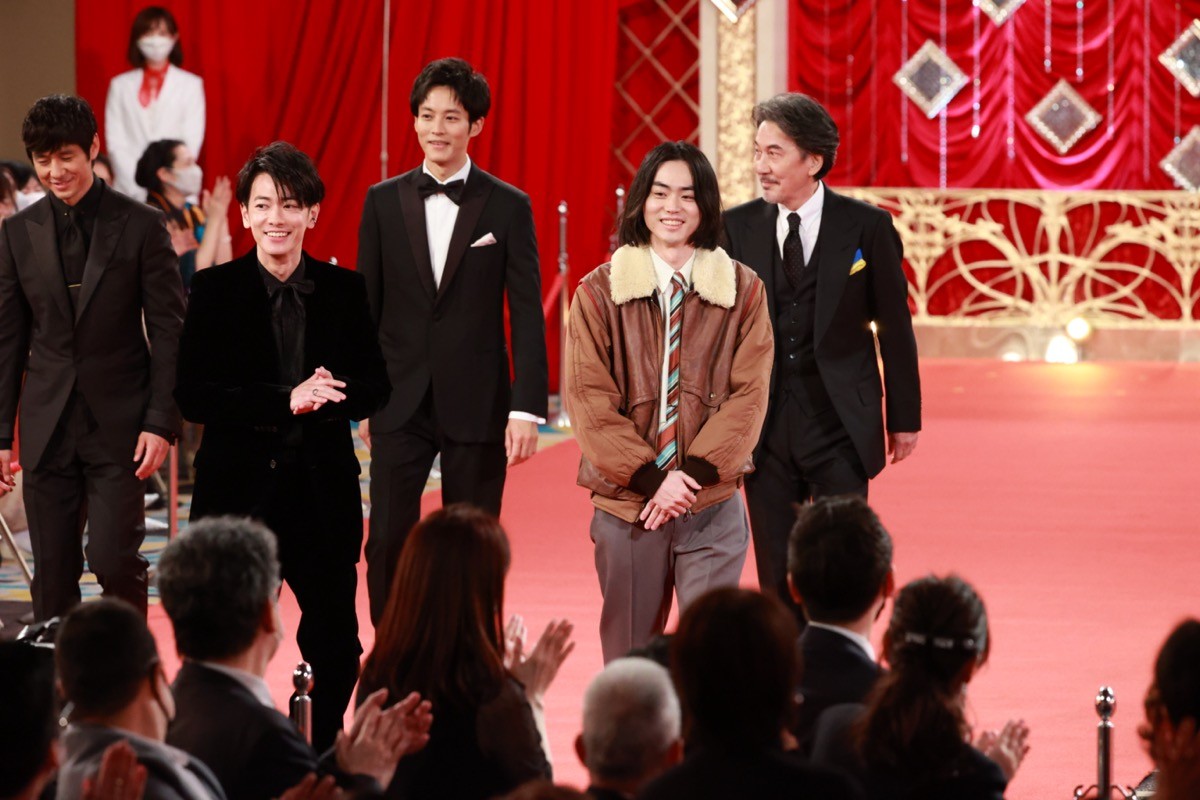 ＜第45回日本アカデミー賞＞豪華俳優・女優陣、レッドカーペットに華やかな装い