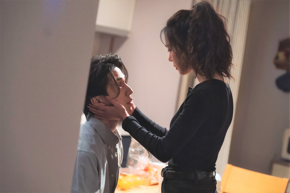イ・ドンウク×ウィ・ハジュン競演『バッド・アンド・クレイジー』予告＆場面写真解禁