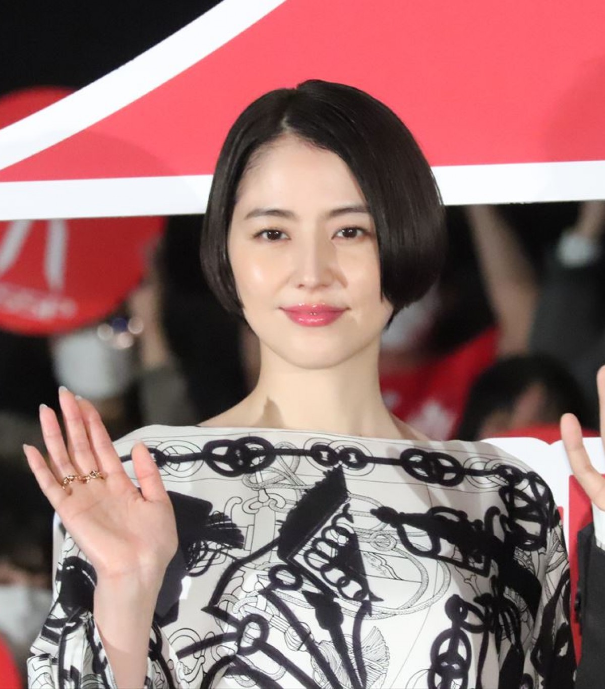 長澤まさみ、『シン・ウルトラマン』巨大化シーン初告白に歓喜も「1人で地味に撮影してました」