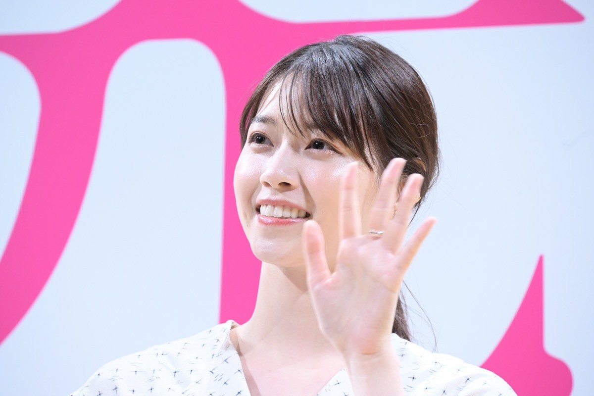 西野七瀬、自身が思う“恋の定義”を明かす
