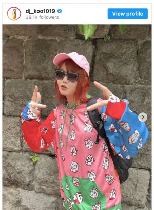 DJ KOOがプレゼントした洋服で突如“パリピ化”したハラミちゃん　※「DJ KOO」インスタグラム