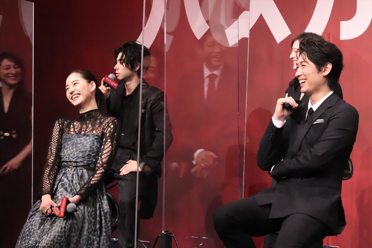 ディーン・フジオカ、バディ役の岩田剛典は「母性本能をくすぐる技術が進化した」
