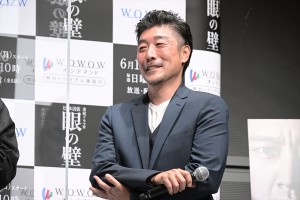 内片輝監督、『連続ドラマW　松本清張　眼の壁』完成報告会に登場