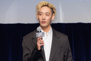 上杉柊平、Huluオリジナル『あなたに聴かせたい歌があるんだ』配信スタート記念イベントに登場