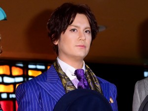 ミュージカル『ガイズ＆ドールズ』初日囲み取材に出席した浦井健治