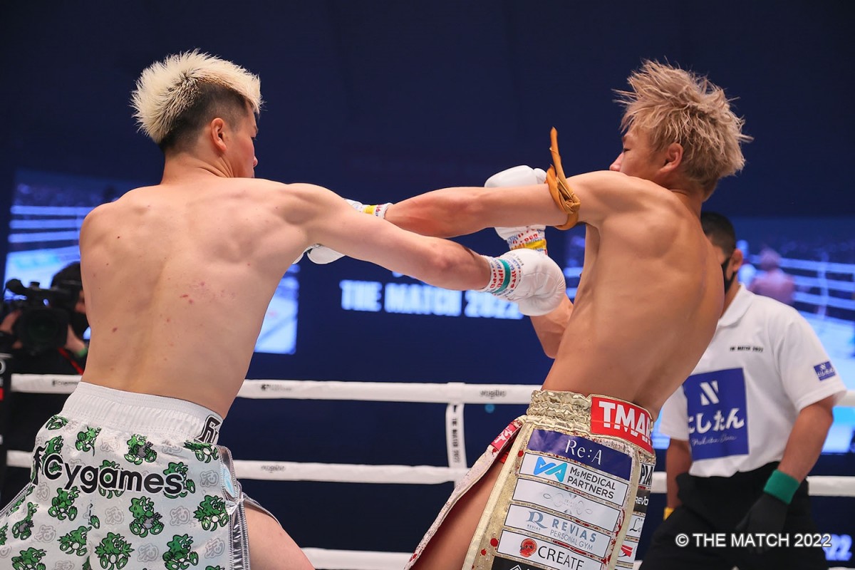 『THE MATCH』対戦表明から6年7ヵ月　那須川天心が判定で武尊に勝利