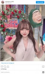 『踊る！さんま御殿!!』の出演を報告するみりちゃむ ※「みりちゃむ」インスタグラム