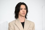 映画『キングダム2 遥かなる大地へ』初日舞台あいさつに登壇した山崎賢人