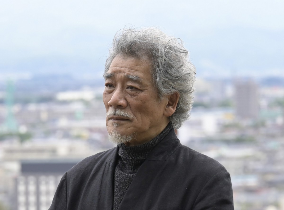阿部サダヲ主演『アイ・アム まきもと』予告解禁　“おみおくり係”のちょっと迷惑な男が世界をつなぐ